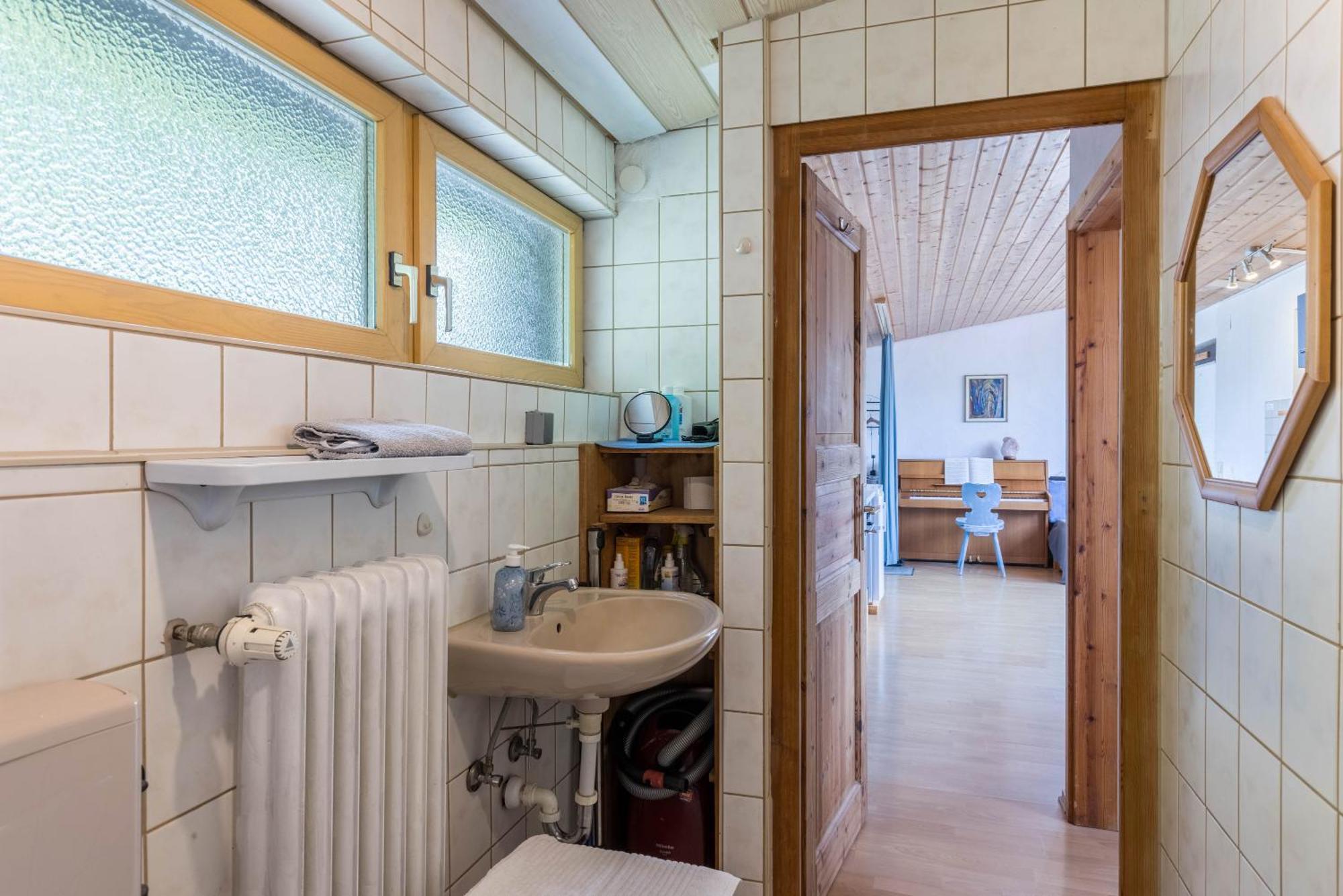 Ferienwohnung Am Samuelstein Bad Urach Bagian luar foto